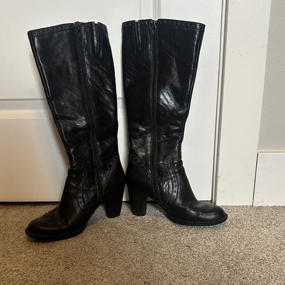 Born Black Heeled Leather Boots size 6 RARE